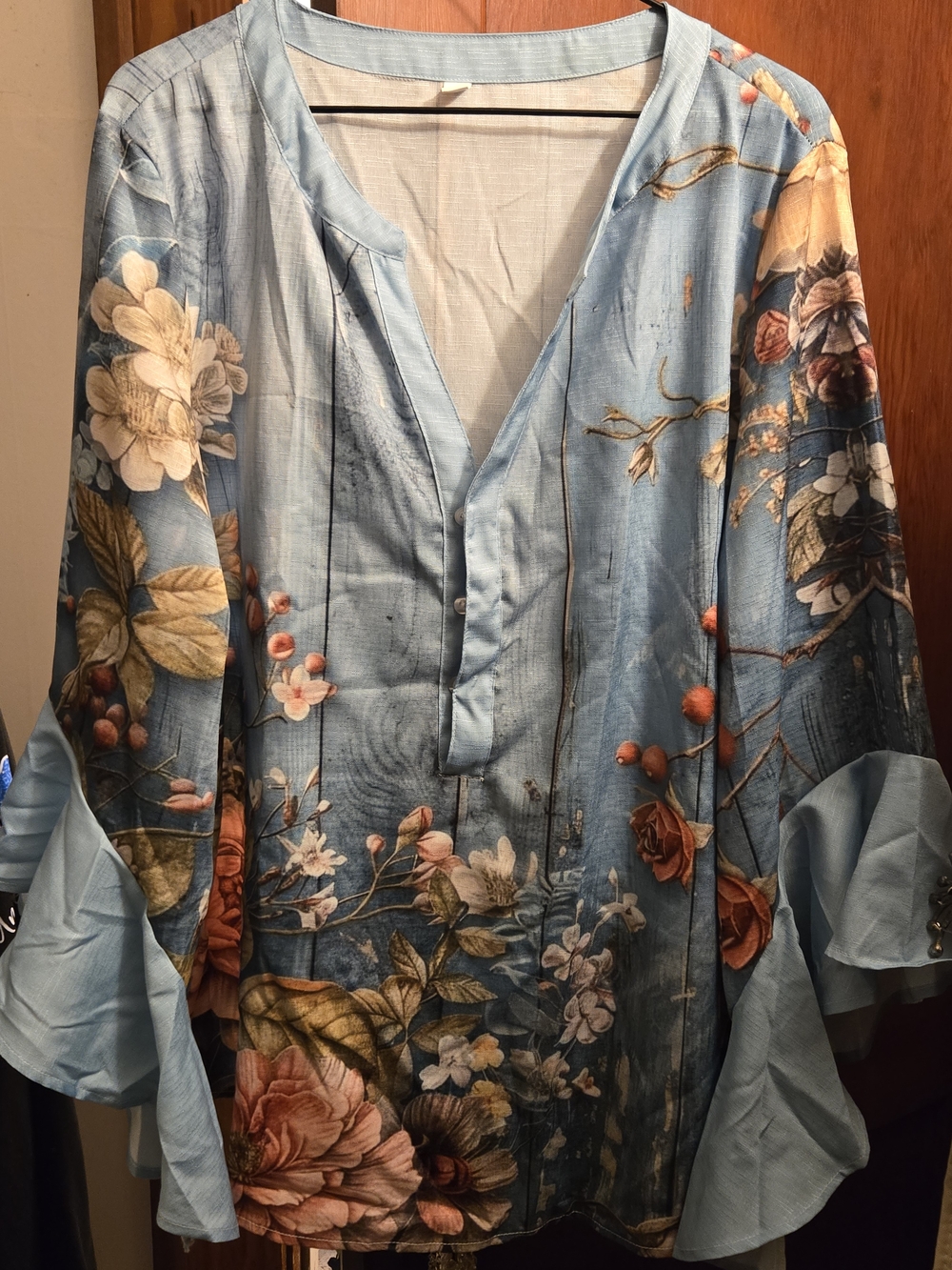 NWOT Light Blue Floral Button-Front Blouse Wirh Bell Sleeves